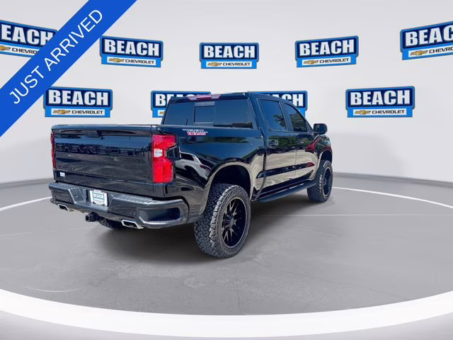 2024 Black Chevrolet Silverado 1500 LT Trail Boss 4X4 Truck