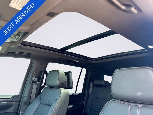 2021 Shadow Gray Metallic Chevrolet Suburban RST 4X4 SUV