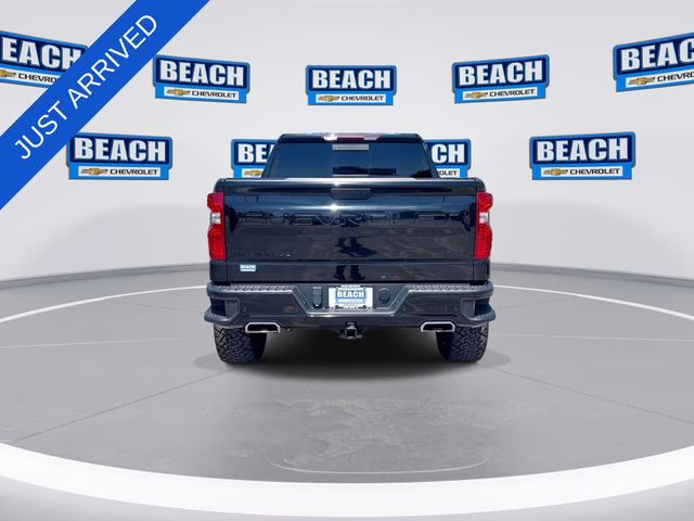 2024 Black Chevrolet Silverado 1500 LT Trail Boss 4X4 Truck