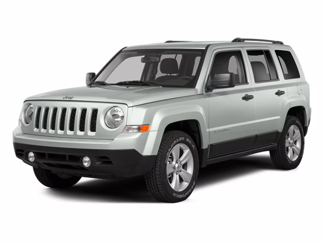 2014 Bright White Clearcoat Jeep Patriot Sport FWD SUV