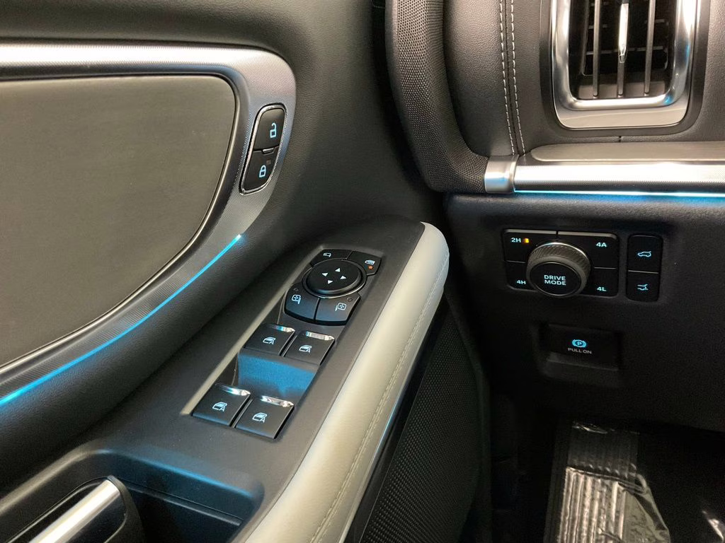 2026 White Ford Expedition Platinum 4X4 SUV