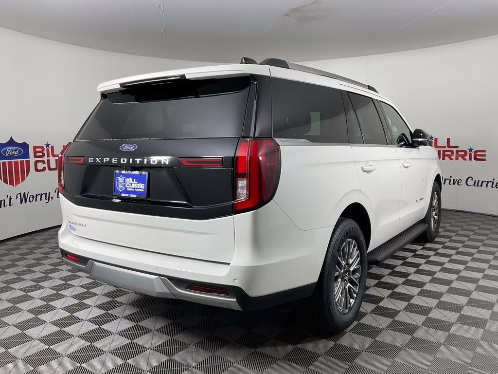 2026 White Ford Expedition Platinum 4X4 SUV