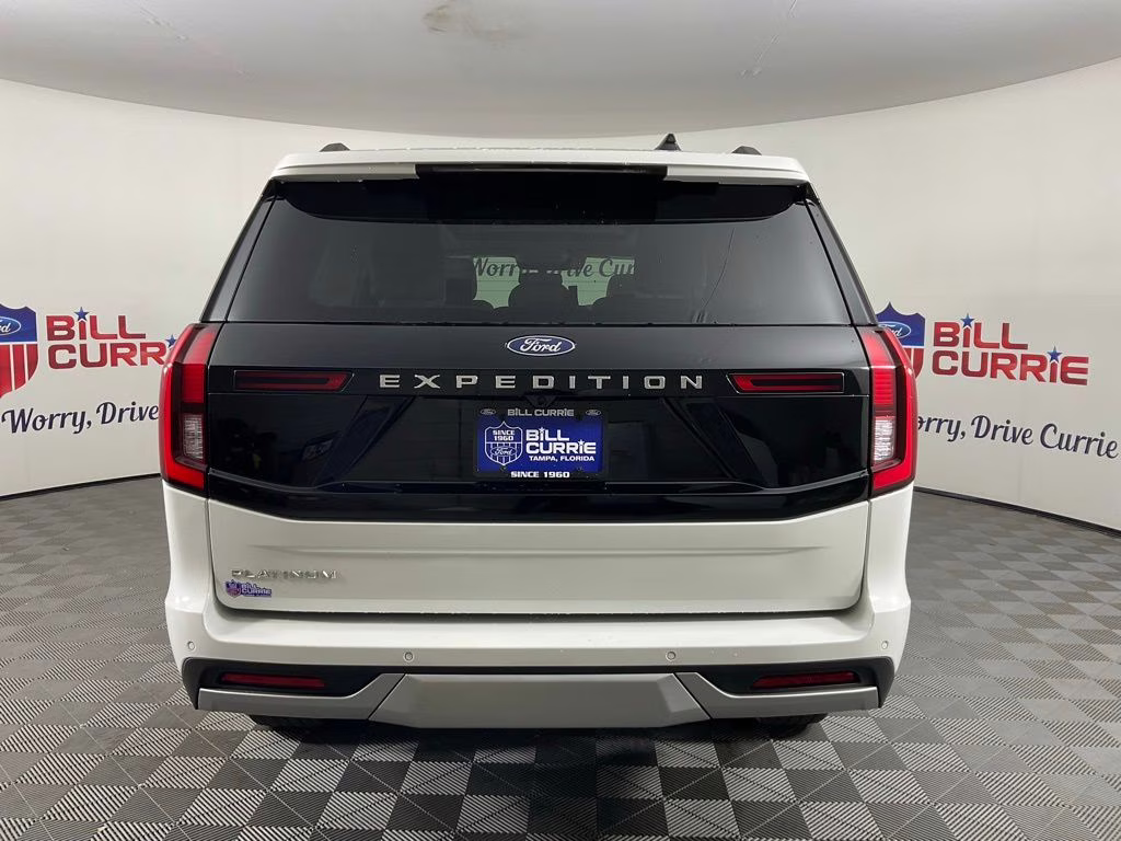 2026 White Ford Expedition Platinum 4X4 SUV