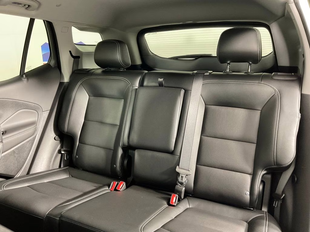 2023 Summit White GMC Terrain SLT FWD SUV