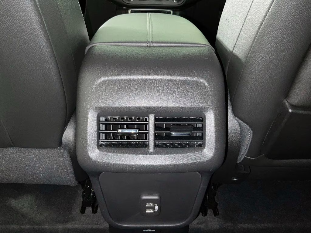 2023 Summit White GMC Terrain SLT FWD SUV
