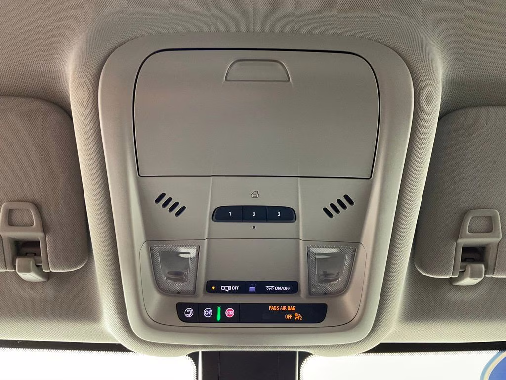 2023 Summit White GMC Terrain SLT FWD SUV