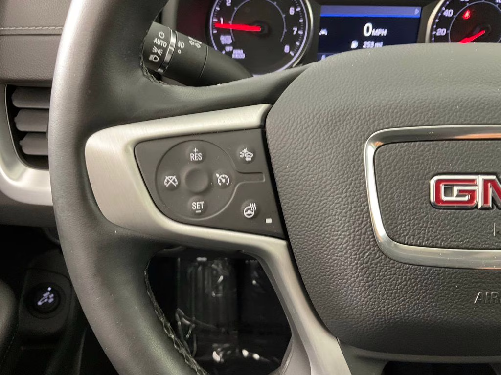 2023 Summit White GMC Terrain SLT FWD SUV