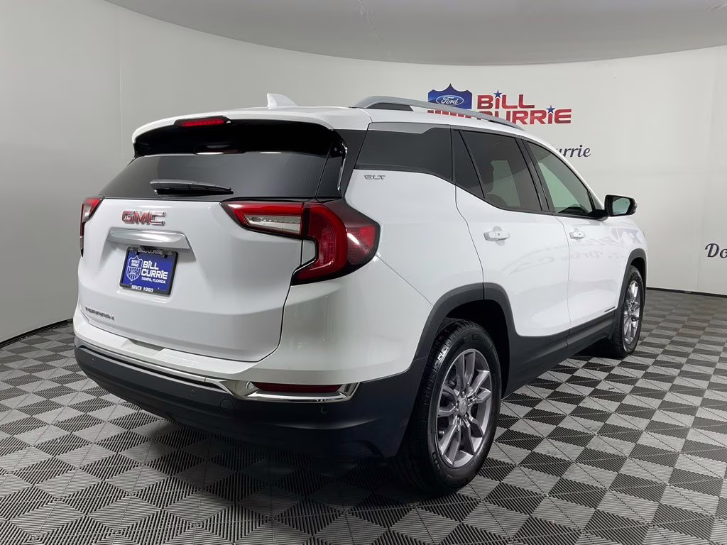 2023 Summit White GMC Terrain SLT FWD SUV