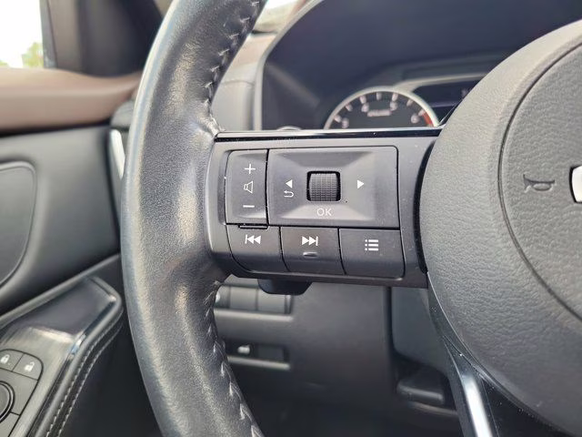 2023 Brilliant Silver Metallic Nissan Rogue SV FWD SUV