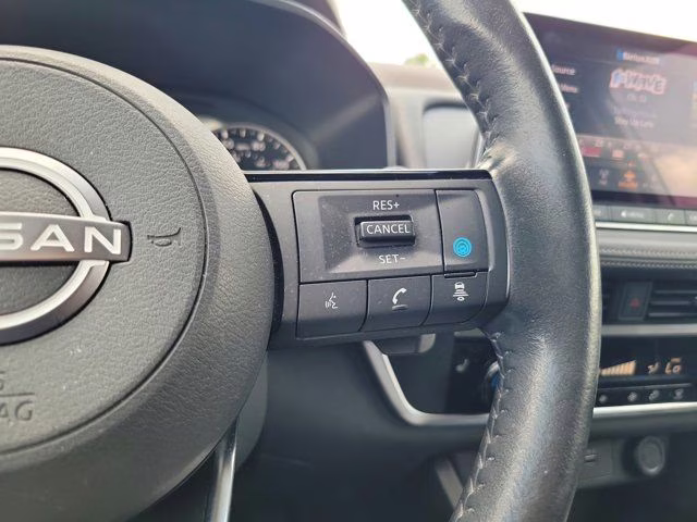 2023 Brilliant Silver Metallic Nissan Rogue SV FWD SUV