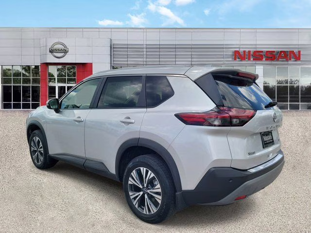 2023 Brilliant Silver Metallic Nissan Rogue SV FWD SUV