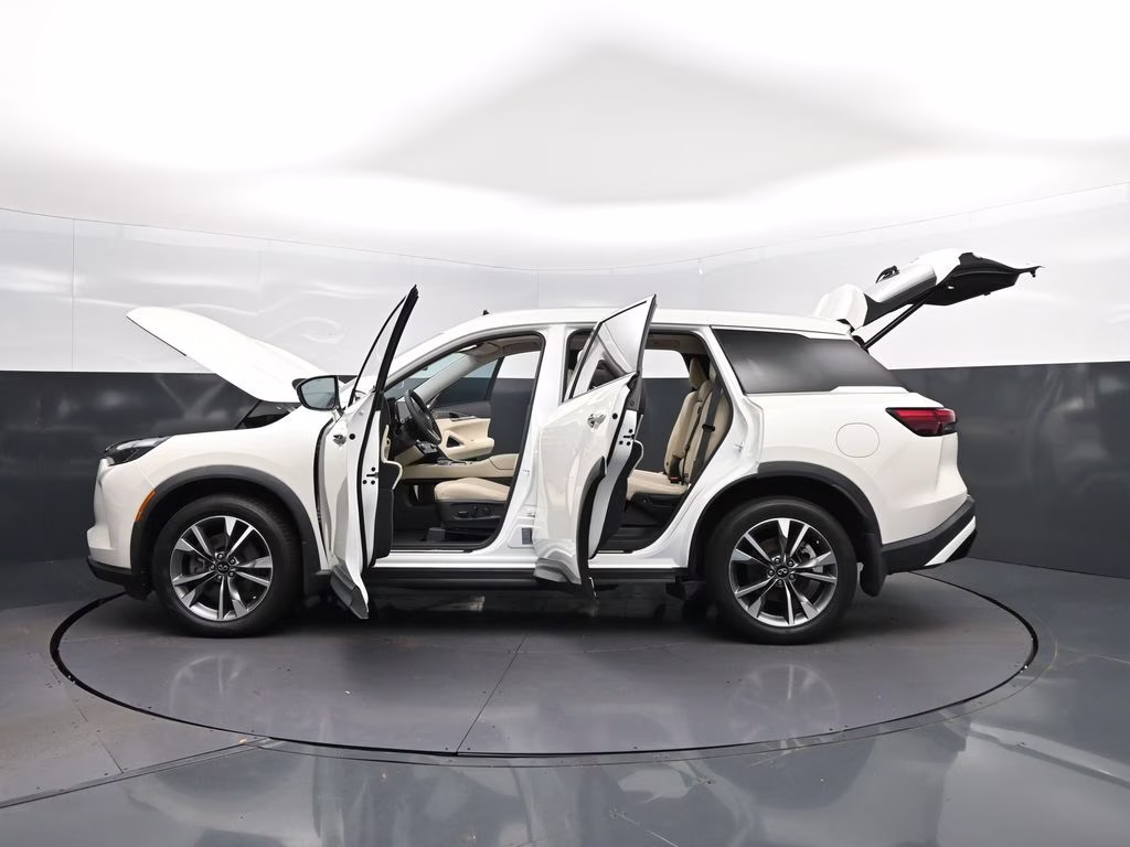 2023 Majestic White INFINITI QX60 LUXE AWD SUV