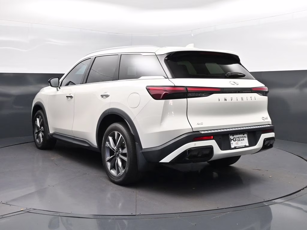 2023 Majestic White INFINITI QX60 LUXE AWD SUV