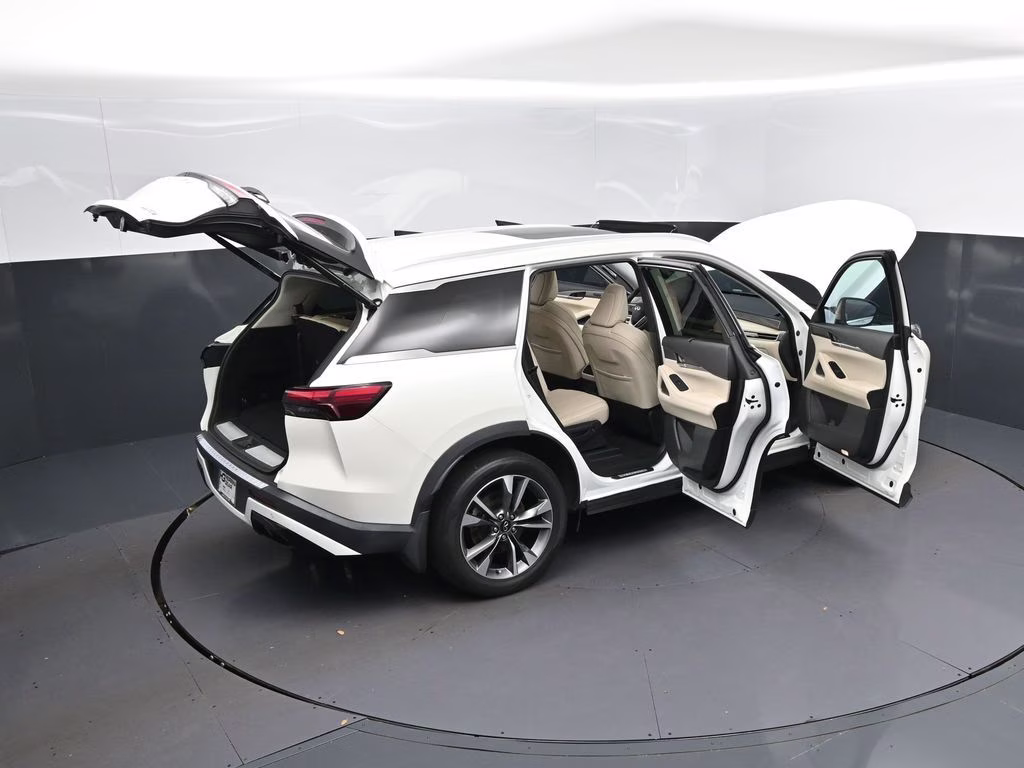 2023 Majestic White INFINITI QX60 LUXE AWD SUV