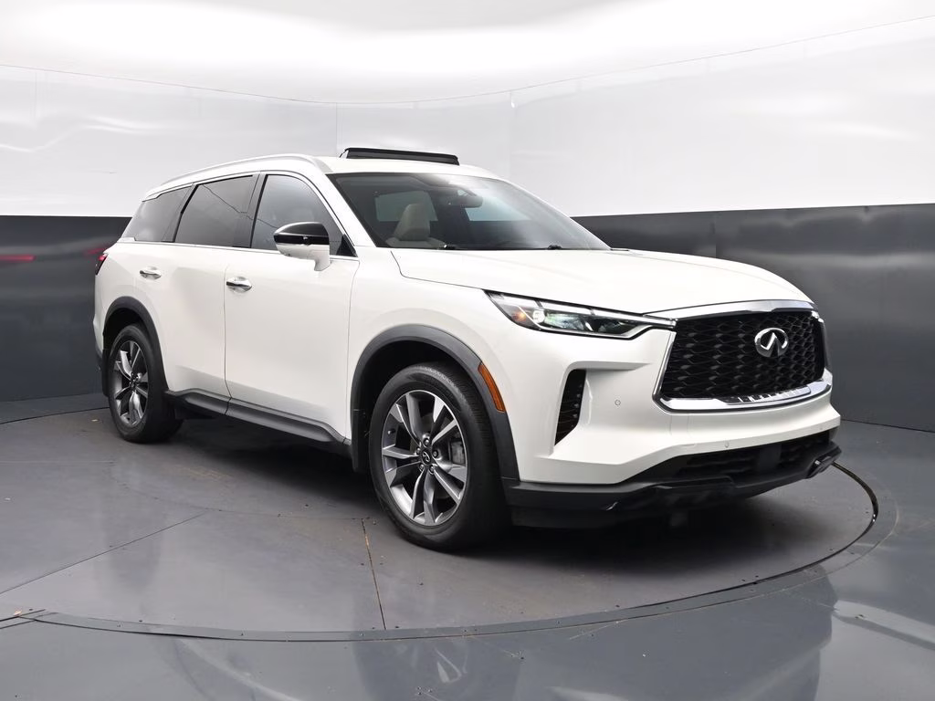 2023 Majestic White INFINITI QX60 LUXE AWD SUV