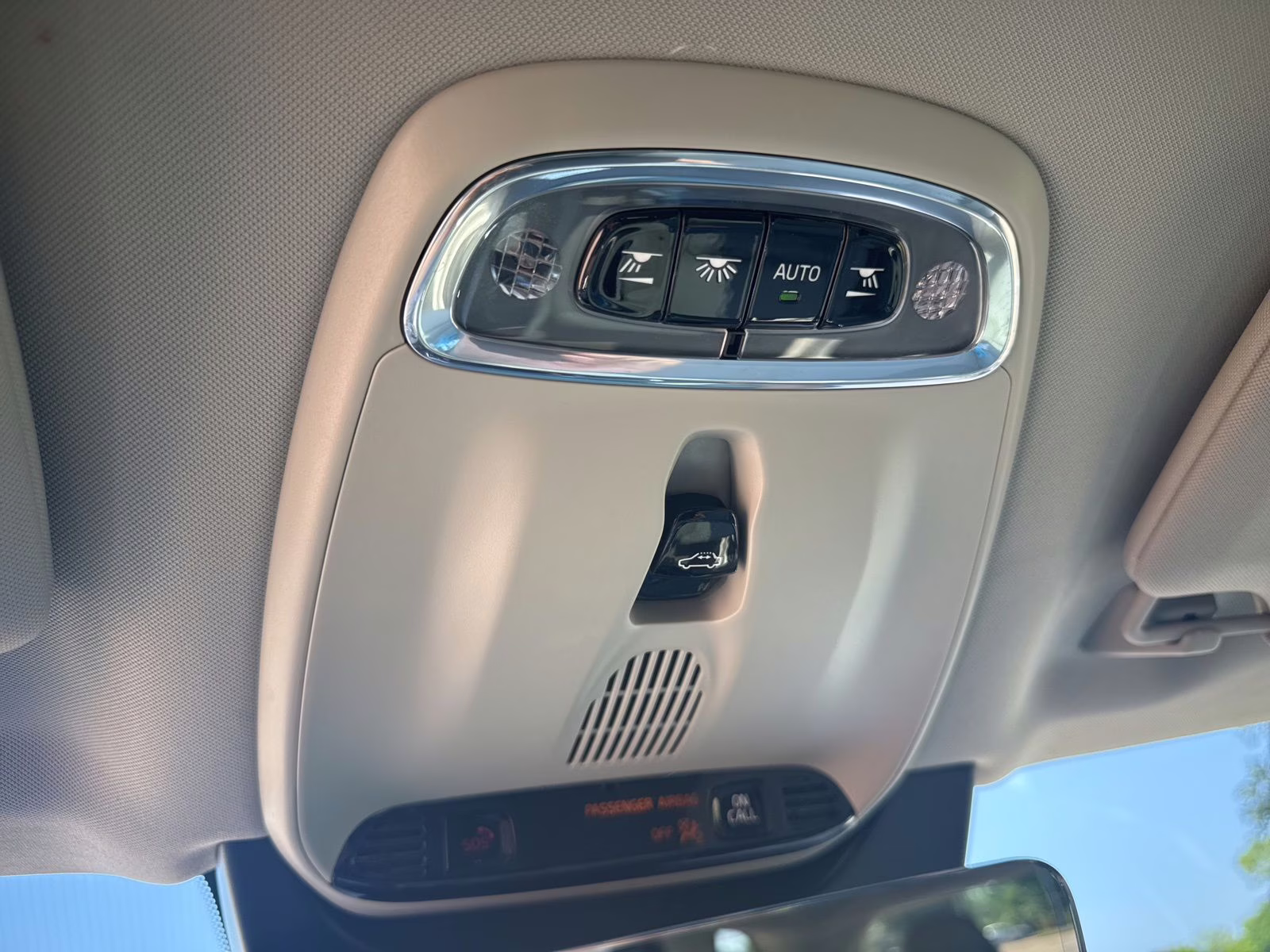 2016 Gray Metallic Volvo XC90 T6 Inscription AWD SUV