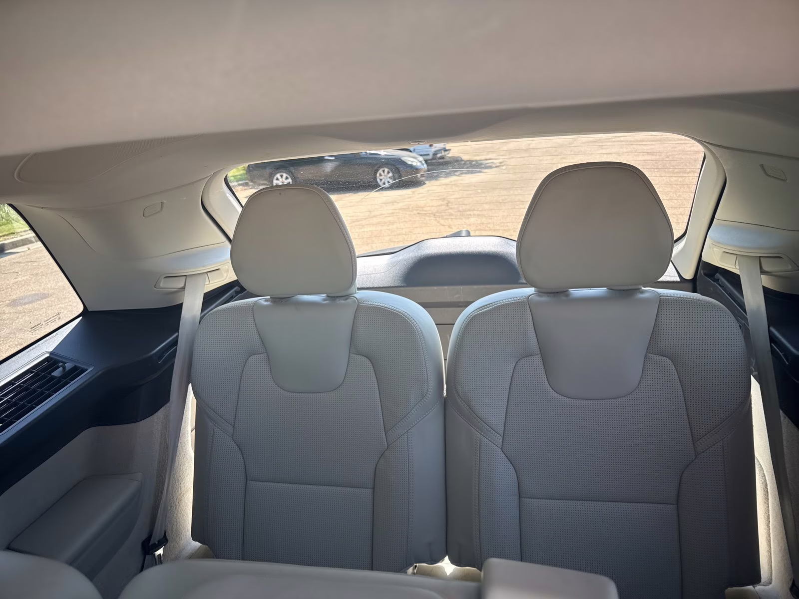 2016 Gray Metallic Volvo XC90 T6 Inscription AWD SUV