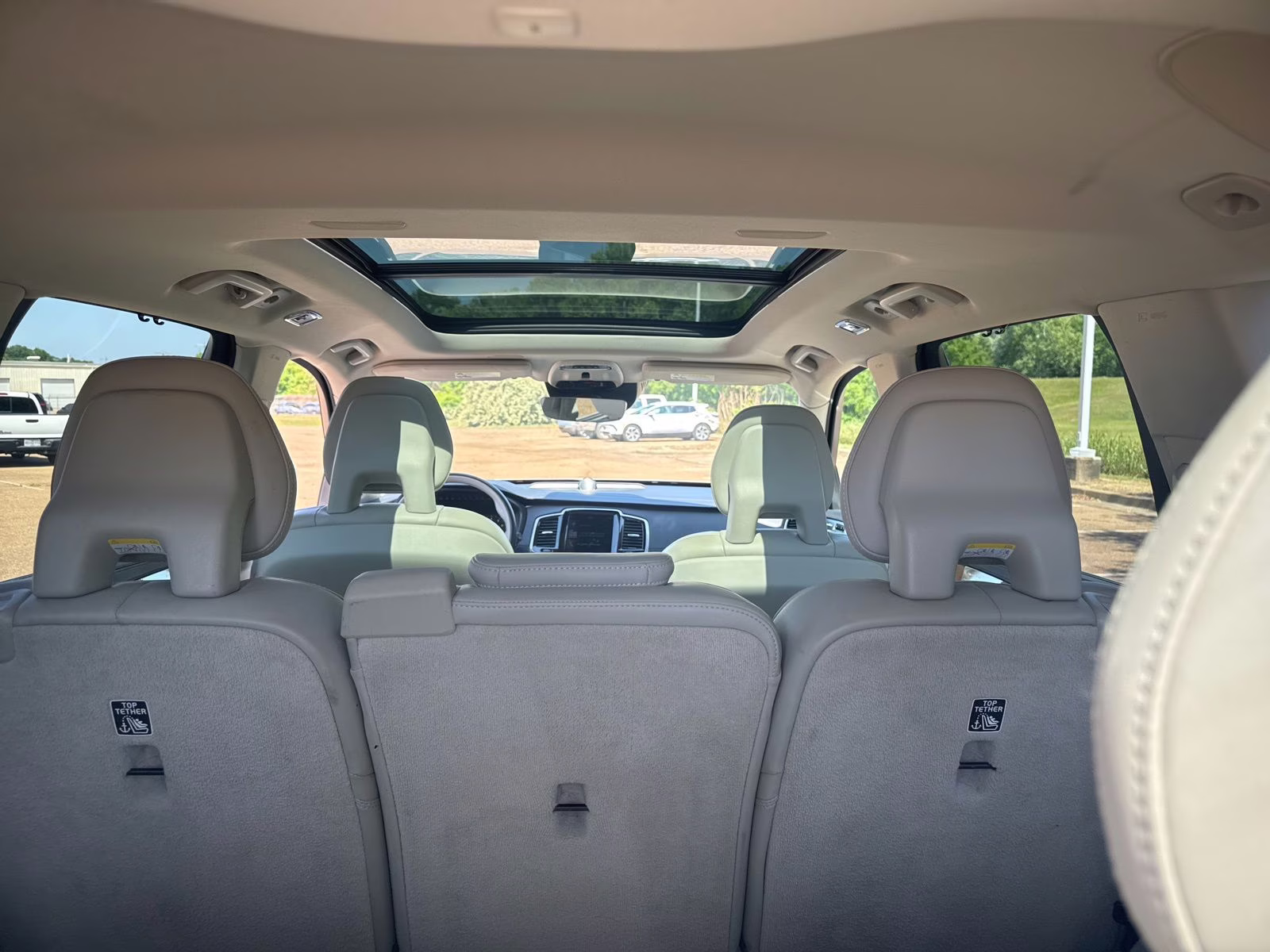 2016 Gray Metallic Volvo XC90 T6 Inscription AWD SUV