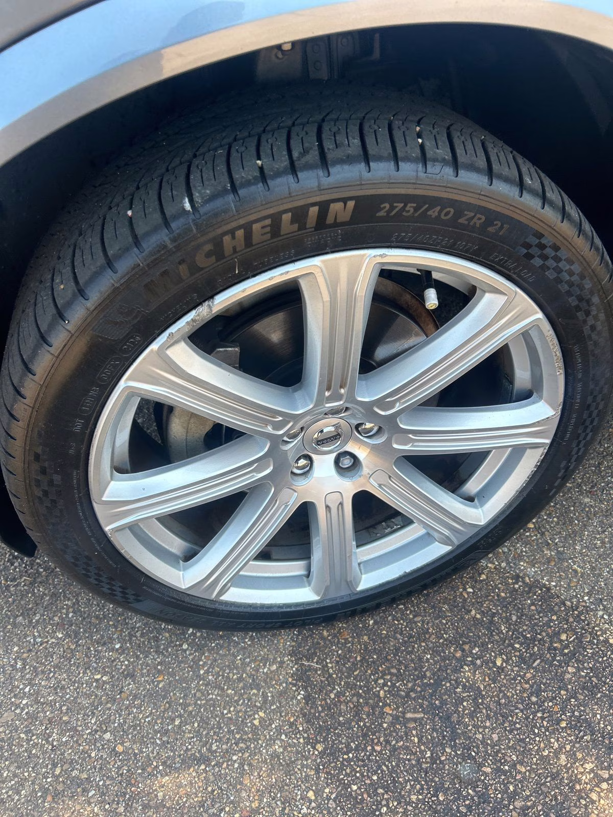 2016 Gray Metallic Volvo XC90 T6 Inscription AWD SUV