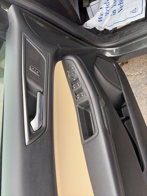 2022 Green Metallic Ford Edge SE AWD SUV