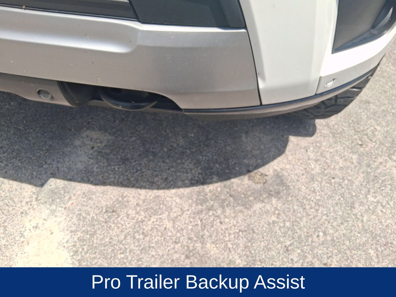 2023 White Metallic Ford Expedition Limited 4X4 SUV