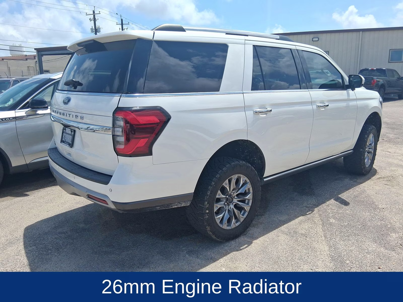2023 White Metallic Ford Expedition Limited 4X4 SUV