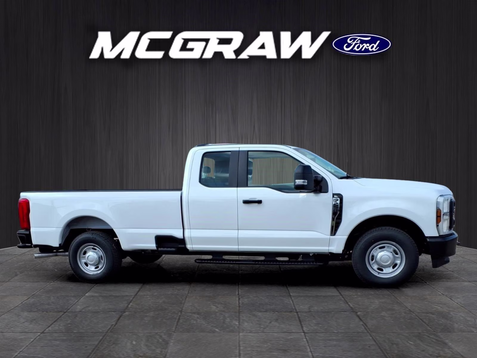 2026 Oxford White Ford Super Duty F-250 SRW XL RWD Truck
