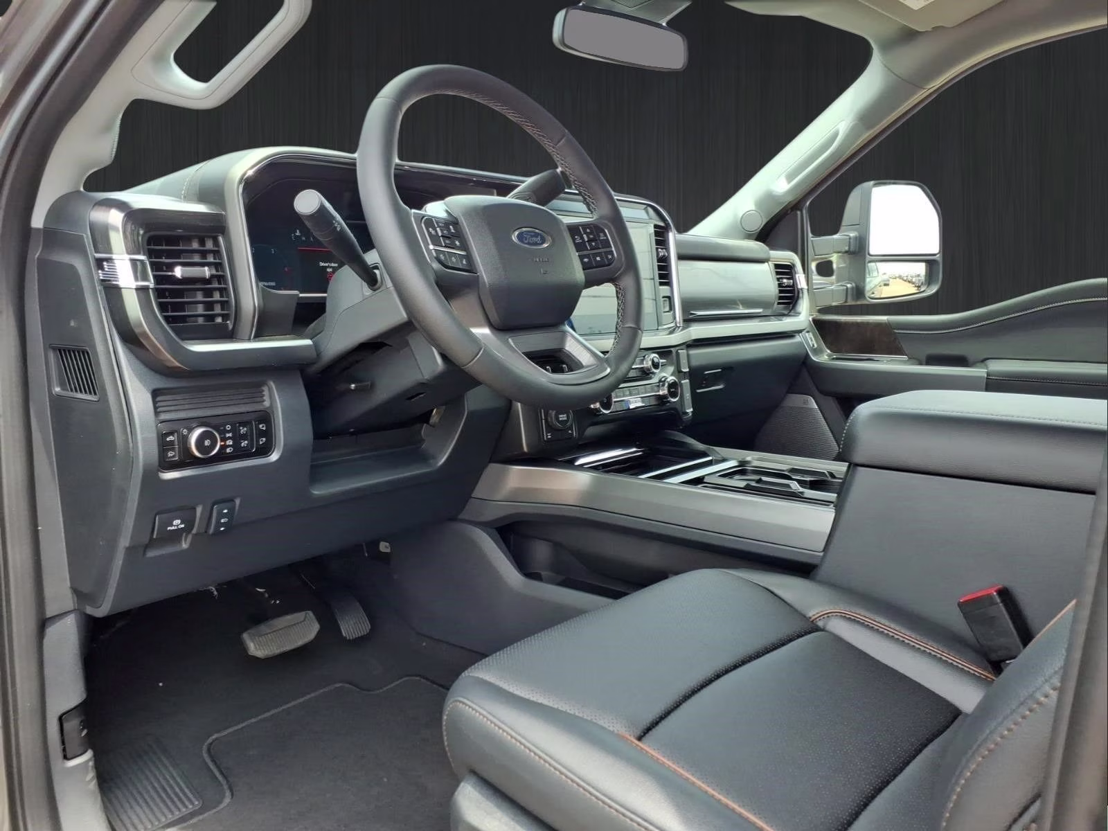 2026 Gray Ford Super Duty F-350 SRW Lariat 4X4 Truck