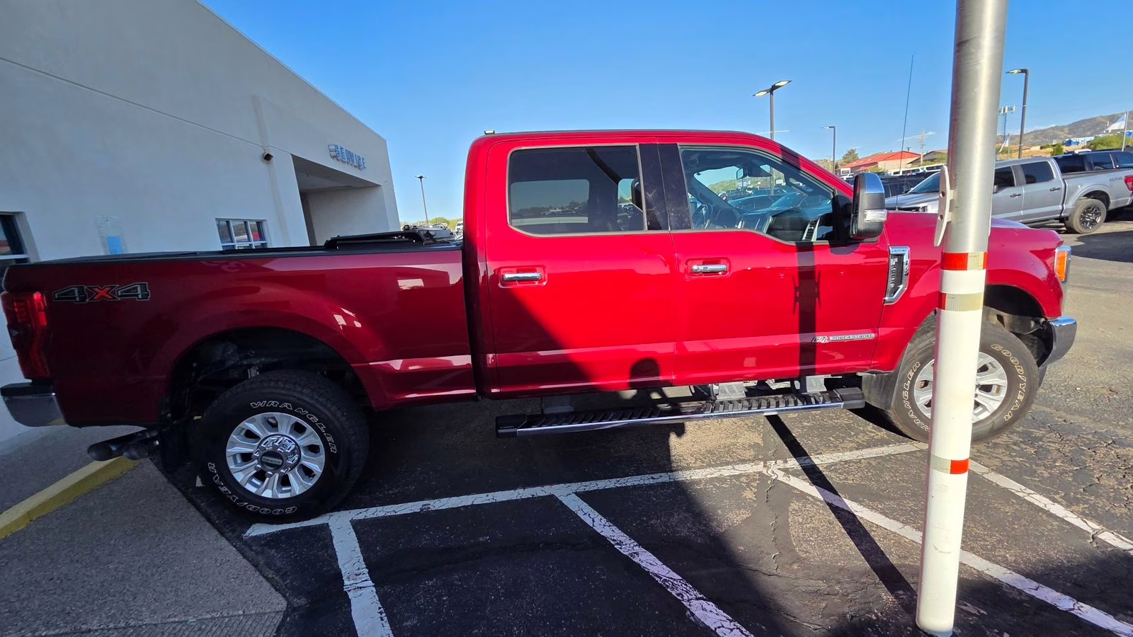 2017 Ruby Red Metallic Ford Super Duty F-250 SRW Lariat 4X4 Truck
