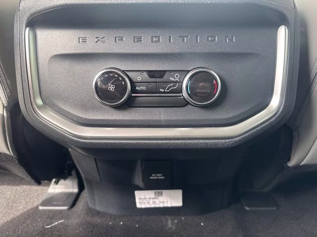 2026 Gray Metallic Ford Expedition Active RWD SUV
