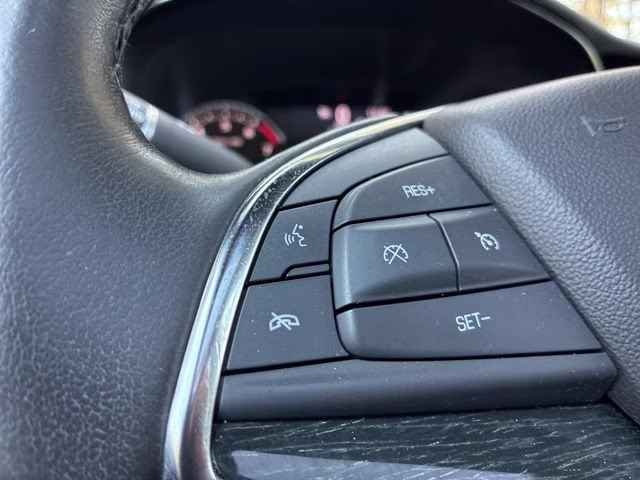 2020 Radiant Silver Metallic Cadillac XT5 Premium Luxury AWD SUV