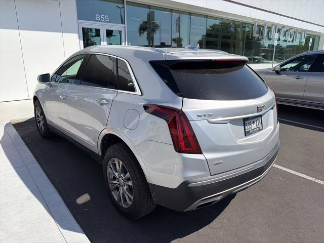 2020 Radiant Silver Metallic Cadillac XT5 Premium Luxury AWD SUV