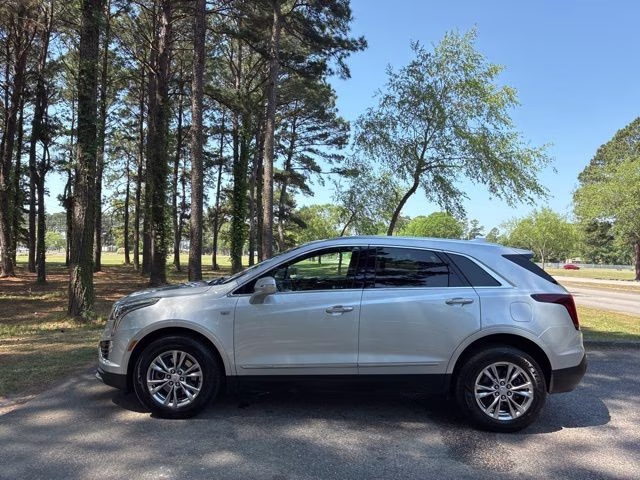 2020 Radiant Silver Metallic Cadillac XT5 Premium Luxury AWD SUV