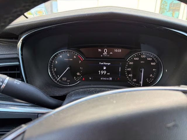 2020 Radiant Silver Metallic Cadillac XT5 Premium Luxury AWD SUV