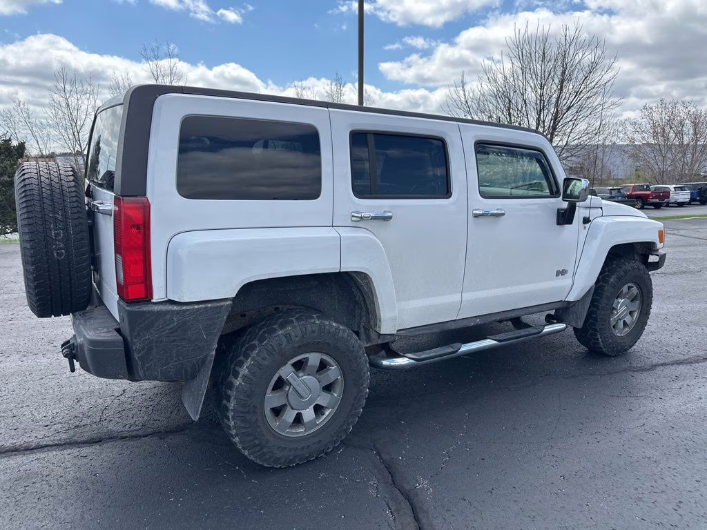 2007 Birch White HUMMER H3 4X4 SUV