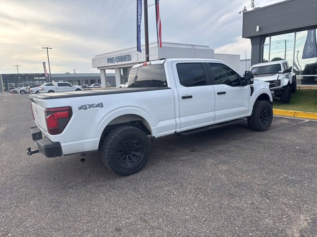 2025 Oxford White Ford F-150 XL 4X4 Truck