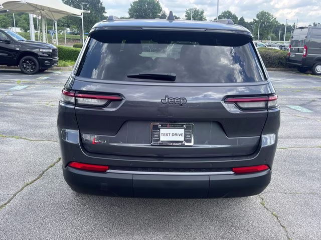 2026 Baltic Gray Metallic Clearcoat Jeep Grand Cherokee L Laredo Altitude RWD SUV