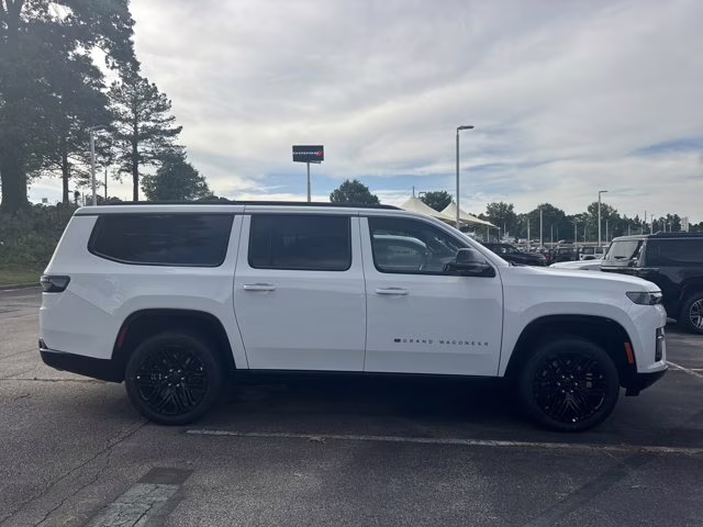 2026 Bright White Clearcoat Jeep Grand Wagoneer Limited Reserve L 4X4 SUV