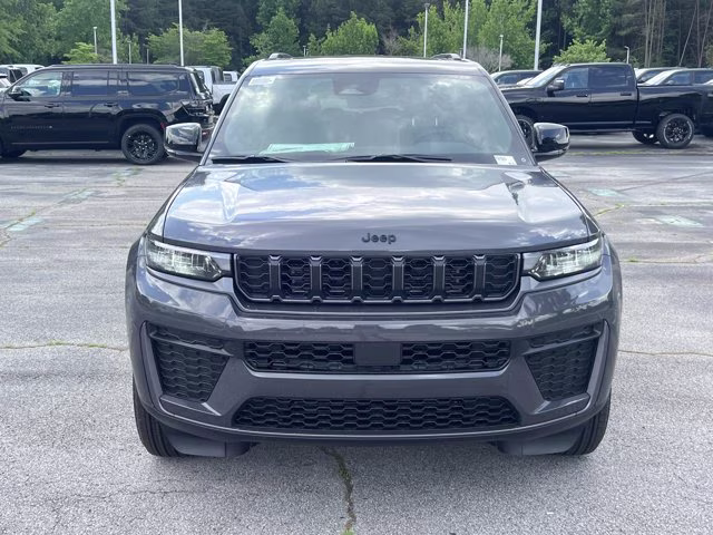 2026 Baltic Gray Metallic Clearcoat Jeep Grand Cherokee L Laredo Altitude RWD SUV
