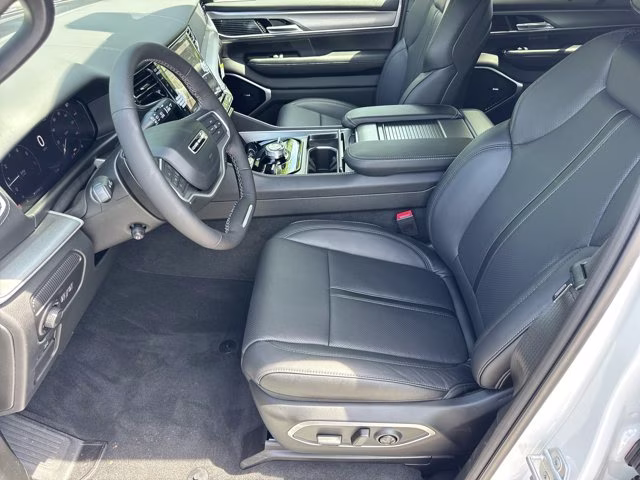 2026 Bright White Clearcoat Jeep Grand Wagoneer Limited Reserve L 4X4 SUV
