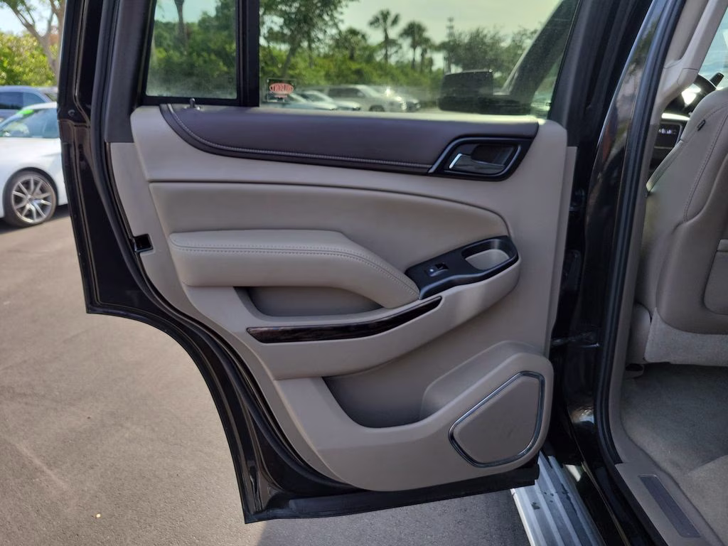 2015 Onyx Black GMC Yukon SLT 4X4 SUV