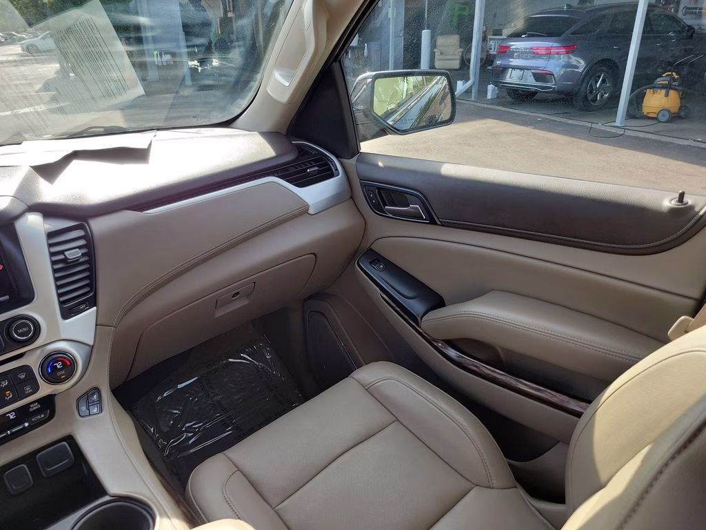 2015 Onyx Black GMC Yukon SLT 4X4 SUV