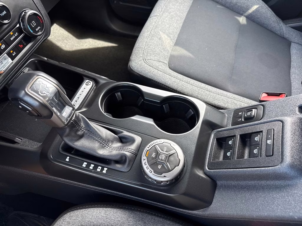 2025 Oxford White Ford Bronco Big Bend 4X4 SUV