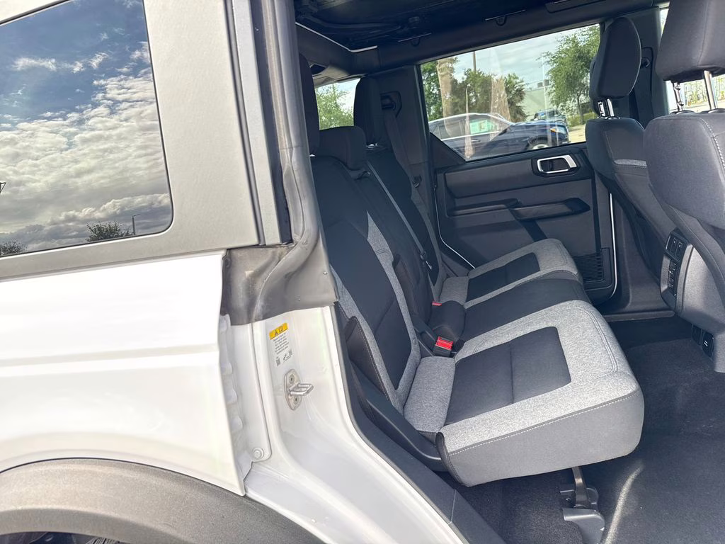 2025 Oxford White Ford Bronco Big Bend 4X4 SUV