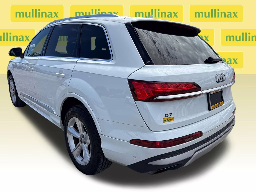 2025 Glacier White Metallic Audi Q7 45 Premium AWD SUV