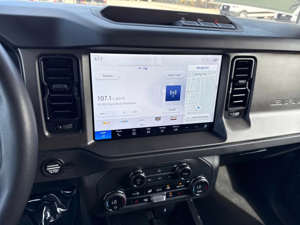 2025 Oxford White Ford Bronco Big Bend 4X4 SUV