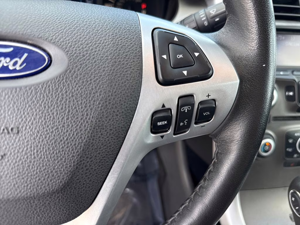 2012 Ingot Silver Metallic Ford Edge SEL FWD SUV