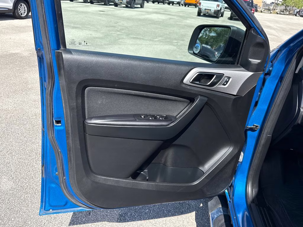 2022 Velocity Blue Metallic Ford Ranger XLT RWD Truck