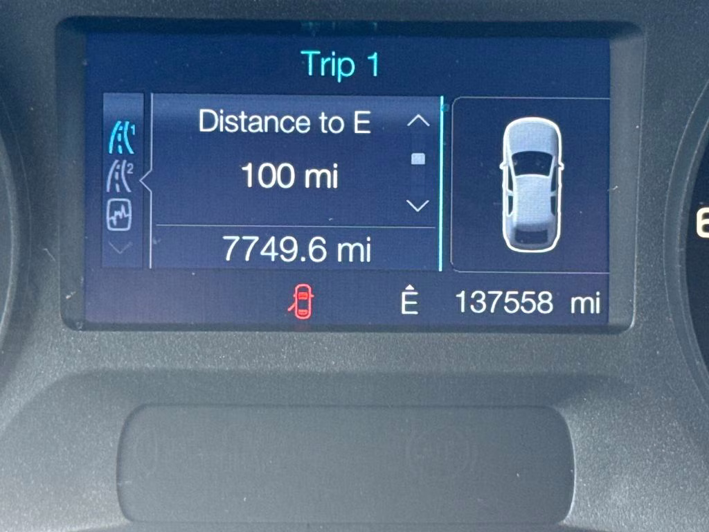 2012 Ingot Silver Metallic Ford Edge SEL FWD SUV