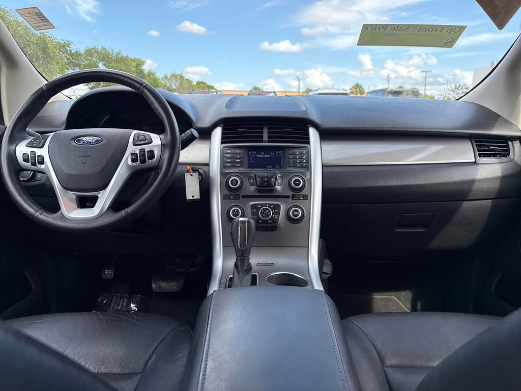 2012 Ingot Silver Metallic Ford Edge SEL FWD SUV
